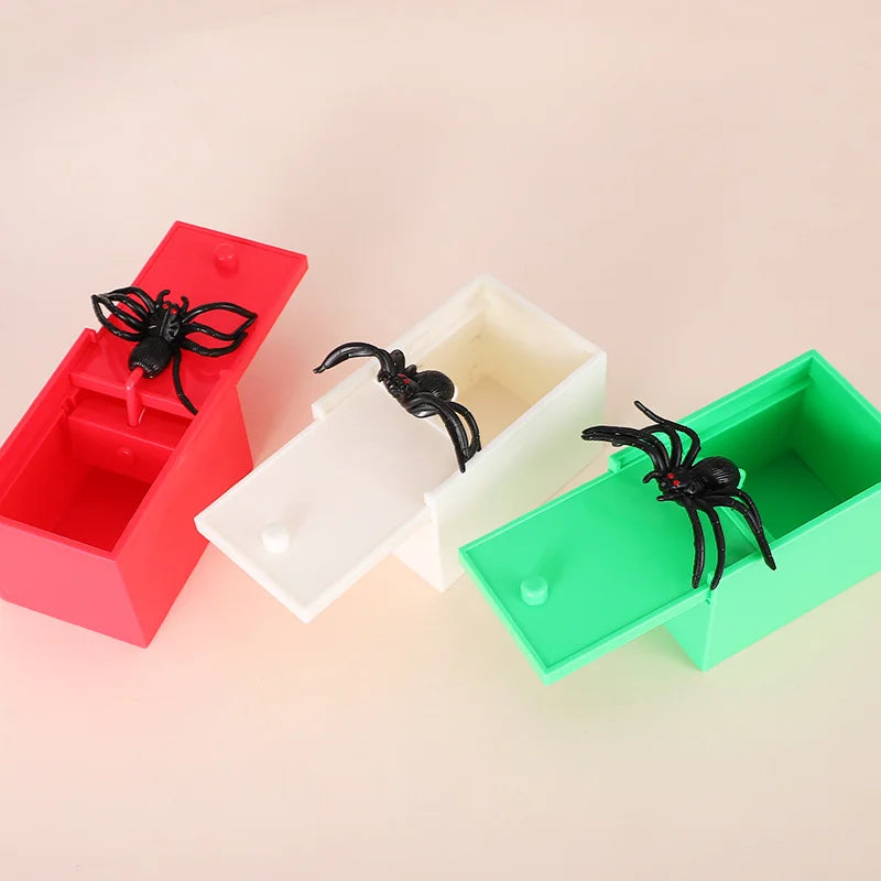 Surprise Creative Prank Spider Wood Packaging and Plastic Box Funny Spoof Toy Panic Gag Joke Holiday Gifts