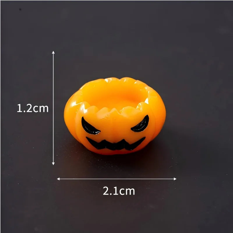 Halloween Small Ornament Skull Mummy Resurrection Ghost Festival Horror Resin Ornament Home Desktop Creative Decoration Supplies