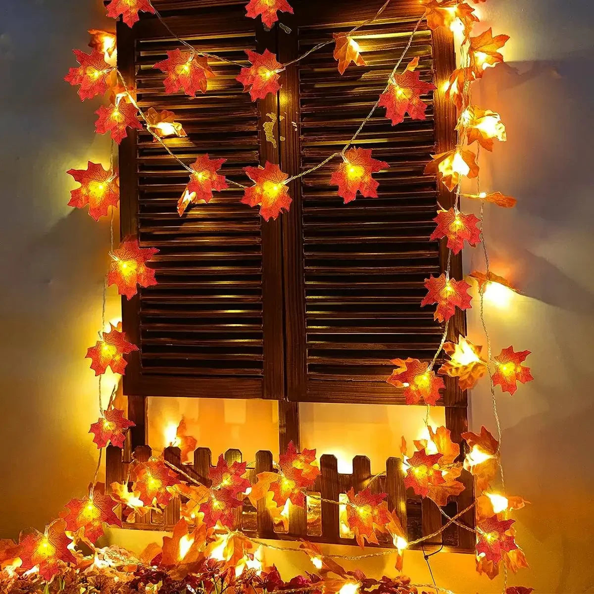 1PC 10/20/40LED Halloween Red Maple Leaf Light String,Battery Powered(Without Battery),Used for Autumn Harvest Decoration